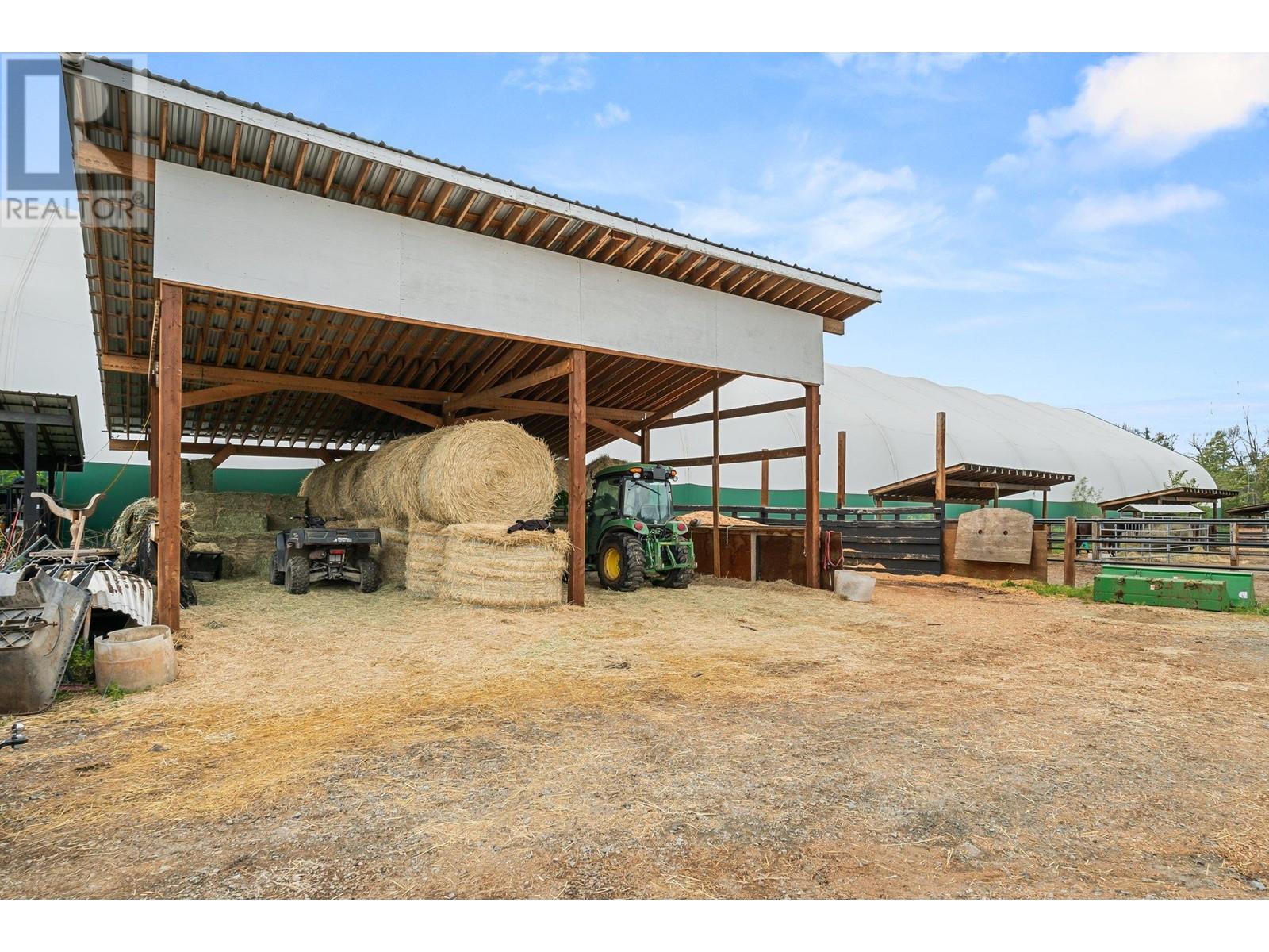3830 Casorso Road - 30
