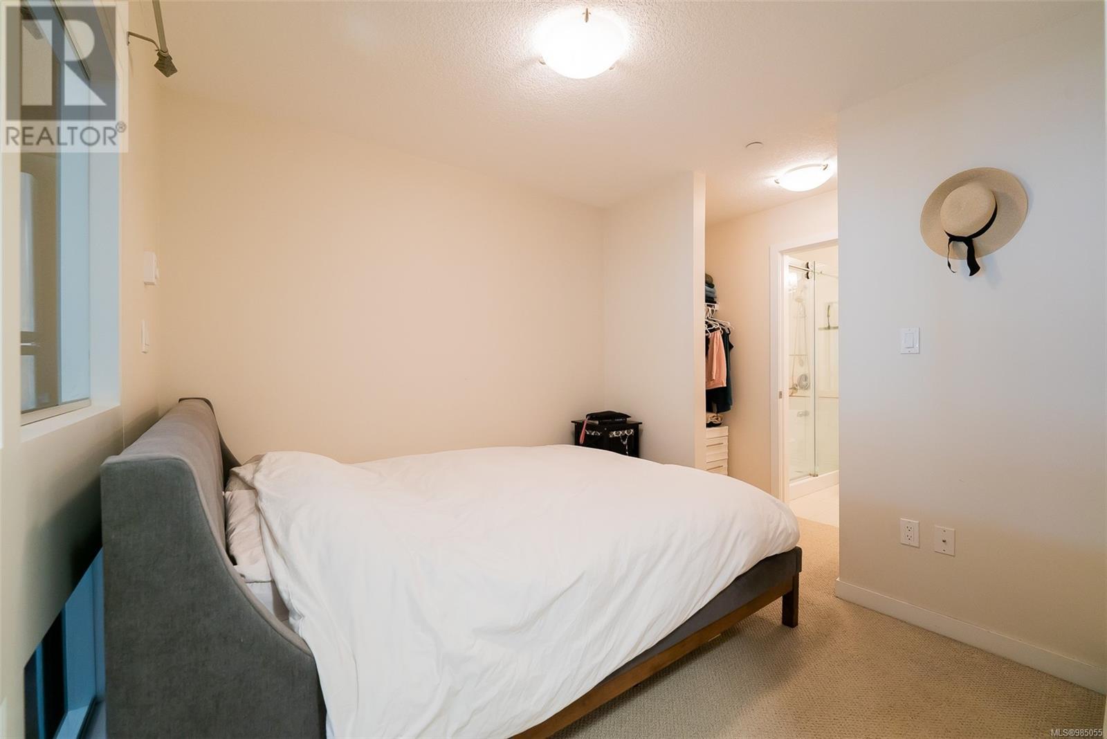 320 99 Chapel St, Nanaimo