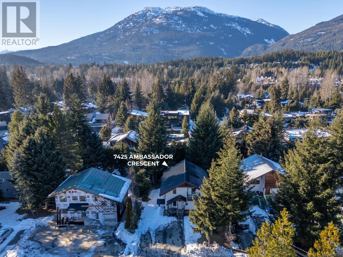 7425 AMBASSADOR CRESCENT, Whistler
