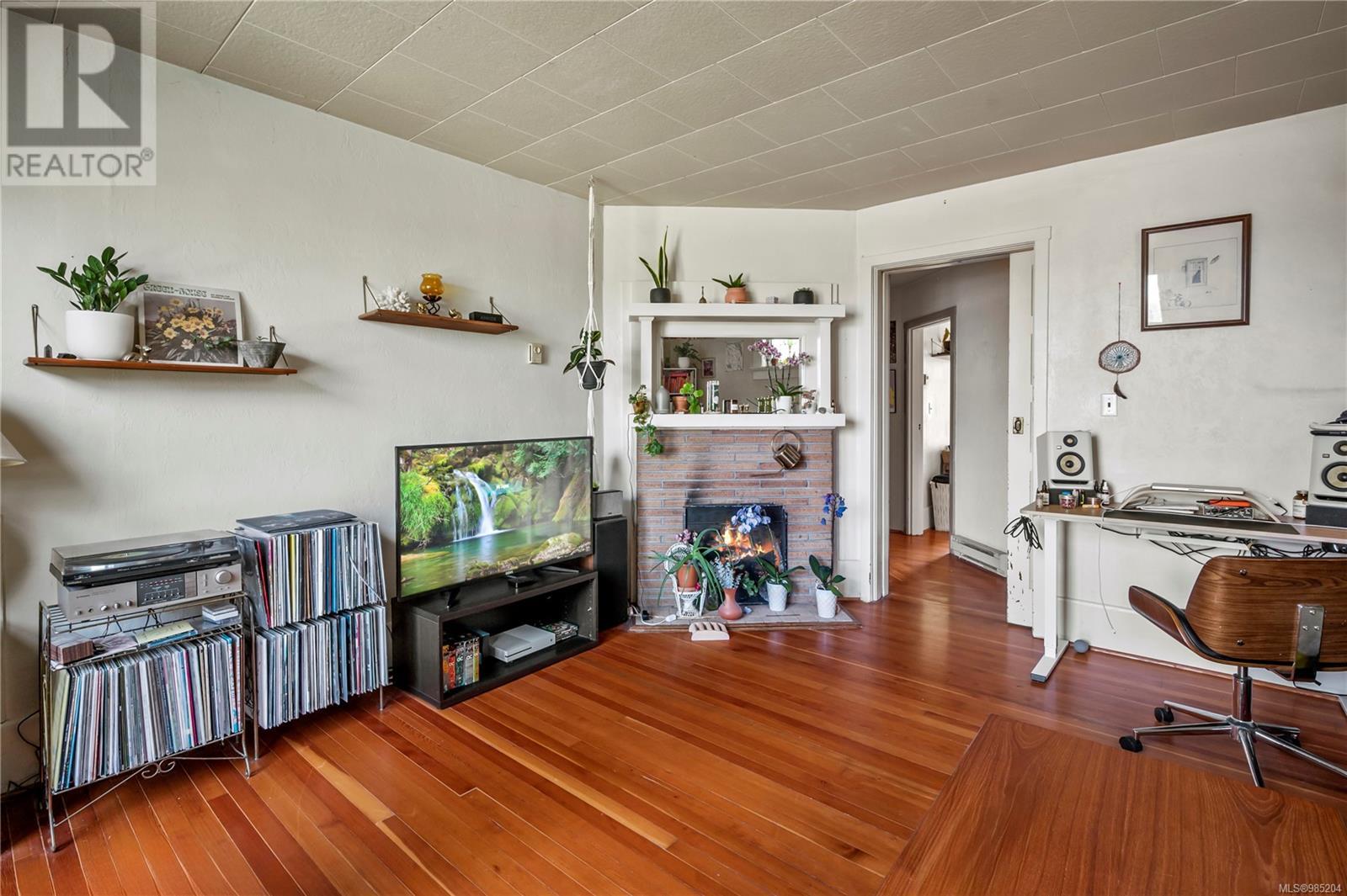 1157 Princess Ave, Victoria