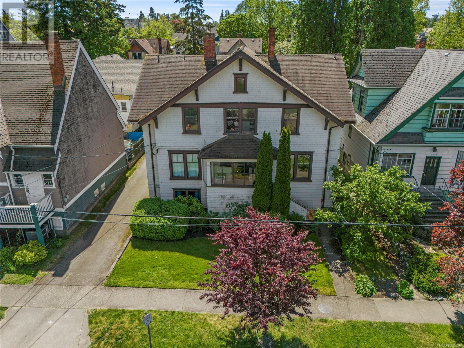 1157 Princess Ave, Victoria