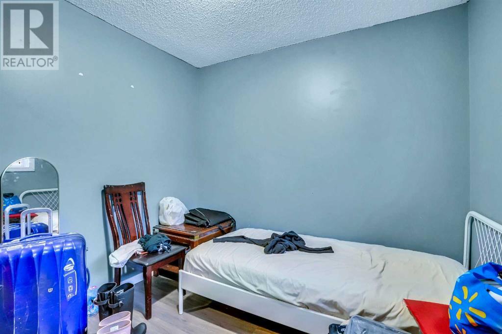 Single Family House Bi-level for Sale in  Whitefield Drive NE Whitehorn Calgary 