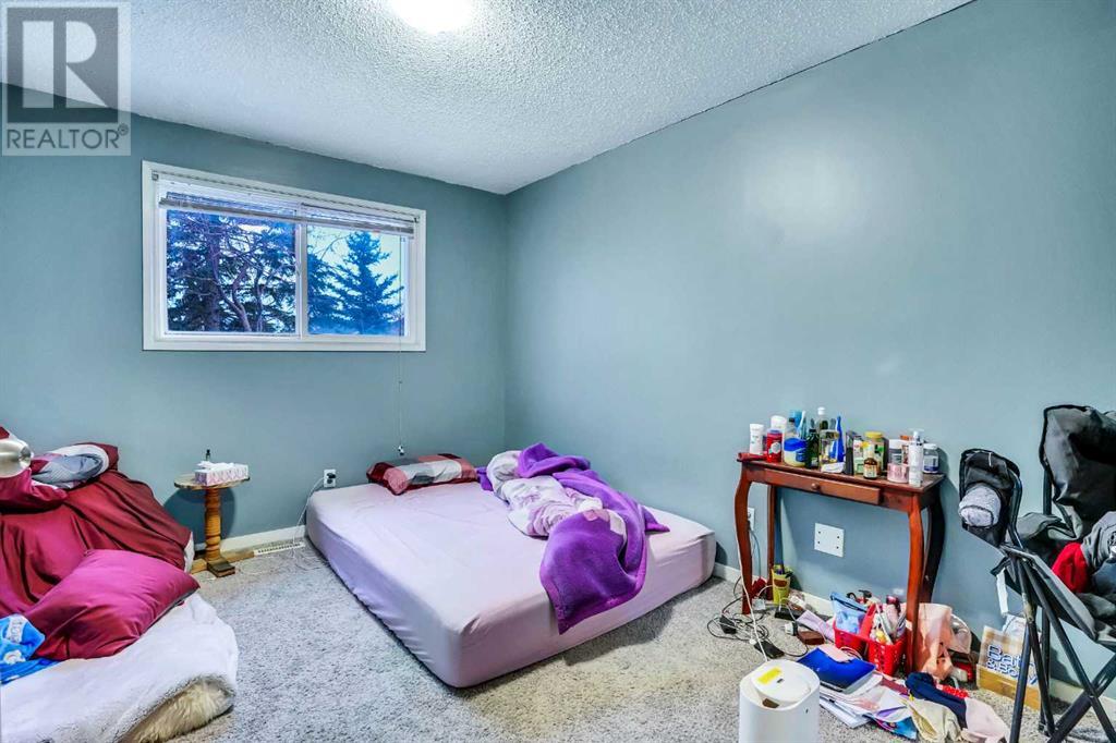 Single Family House Bi-level for Sale in  Whitefield Drive NE Whitehorn Calgary 