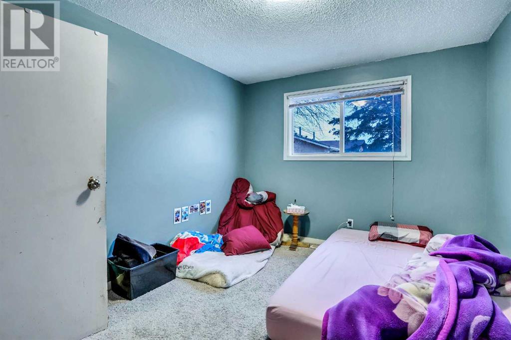 Single Family House Bi-level for Sale in  Whitefield Drive NE Whitehorn Calgary 