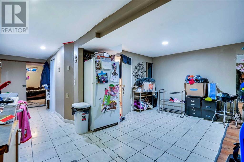 Single Family House Bi-level for Sale in  Whitefield Drive NE Whitehorn Calgary 