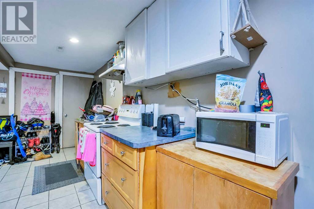 Single Family House Bi-level for Sale in  Whitefield Drive NE Whitehorn Calgary 