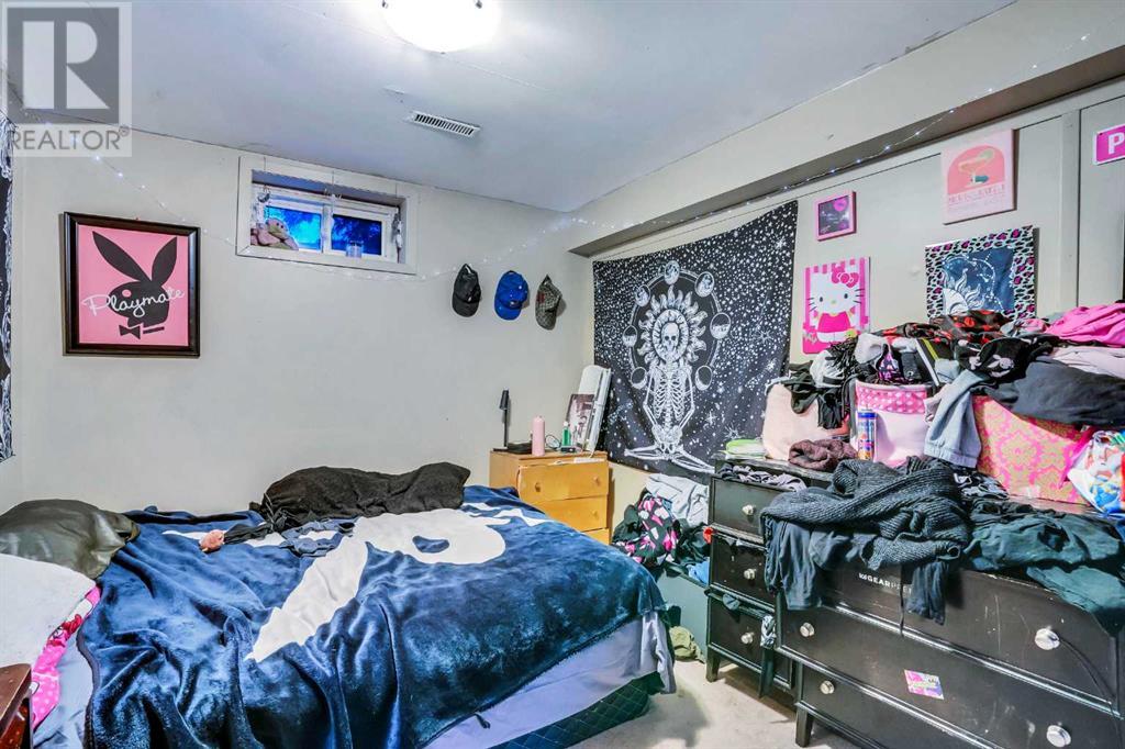 Single Family House Bi-level for Sale in  Whitefield Drive NE Whitehorn Calgary 