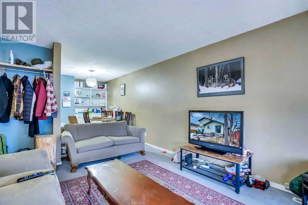 Single Family House Bi-level for Sale in  Whitefield Drive NE Whitehorn Calgary 