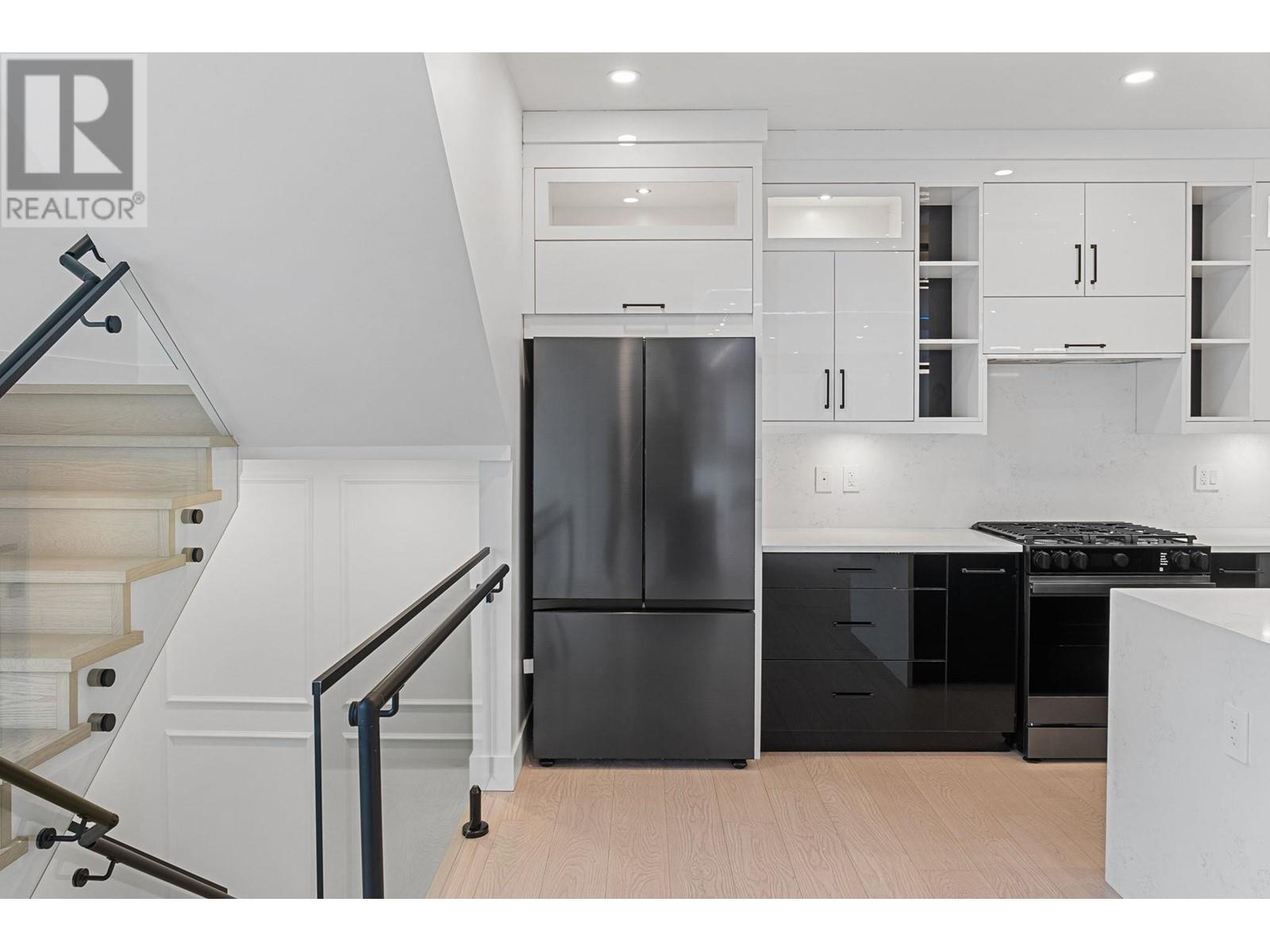  3774 Astoria Drive, West Kelowna