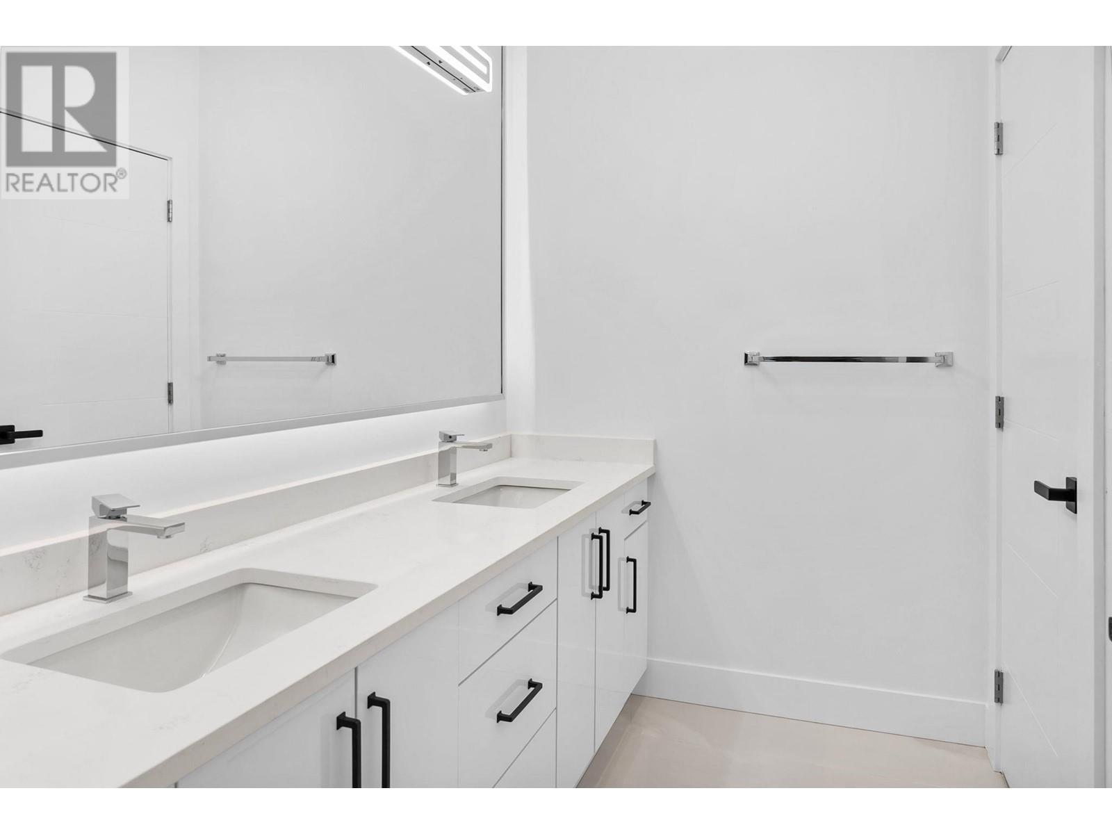  3774 Astoria Drive, West Kelowna