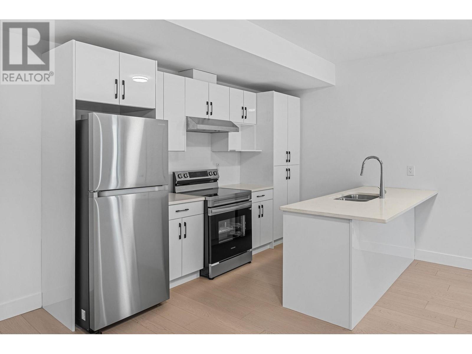  3774 Astoria Drive, West Kelowna