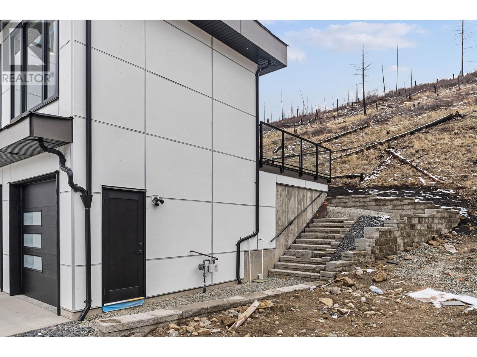  3774 Astoria Drive, West Kelowna