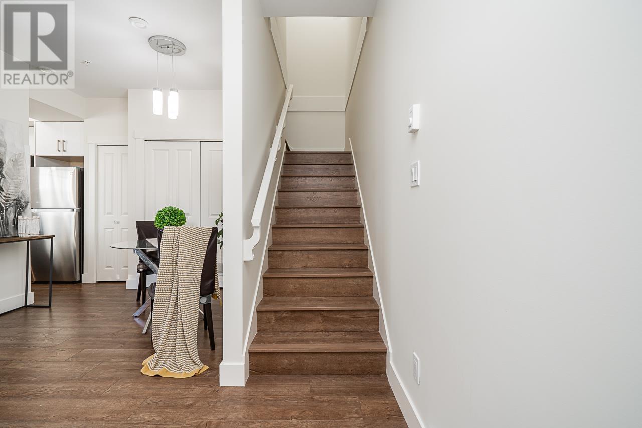 14 4033 DOMINION STREET, Burnaby