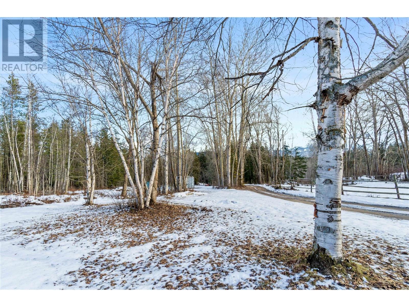  1091 60 Street Northwest, Salmon Arm