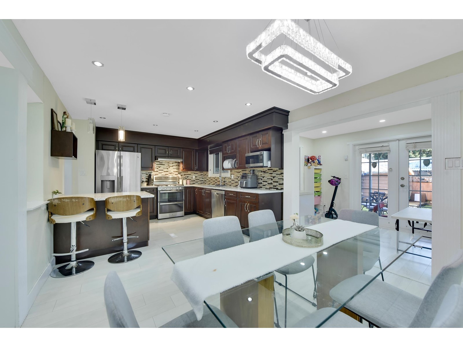 Photo 14 of 9068 146 A Street, Surrey BC