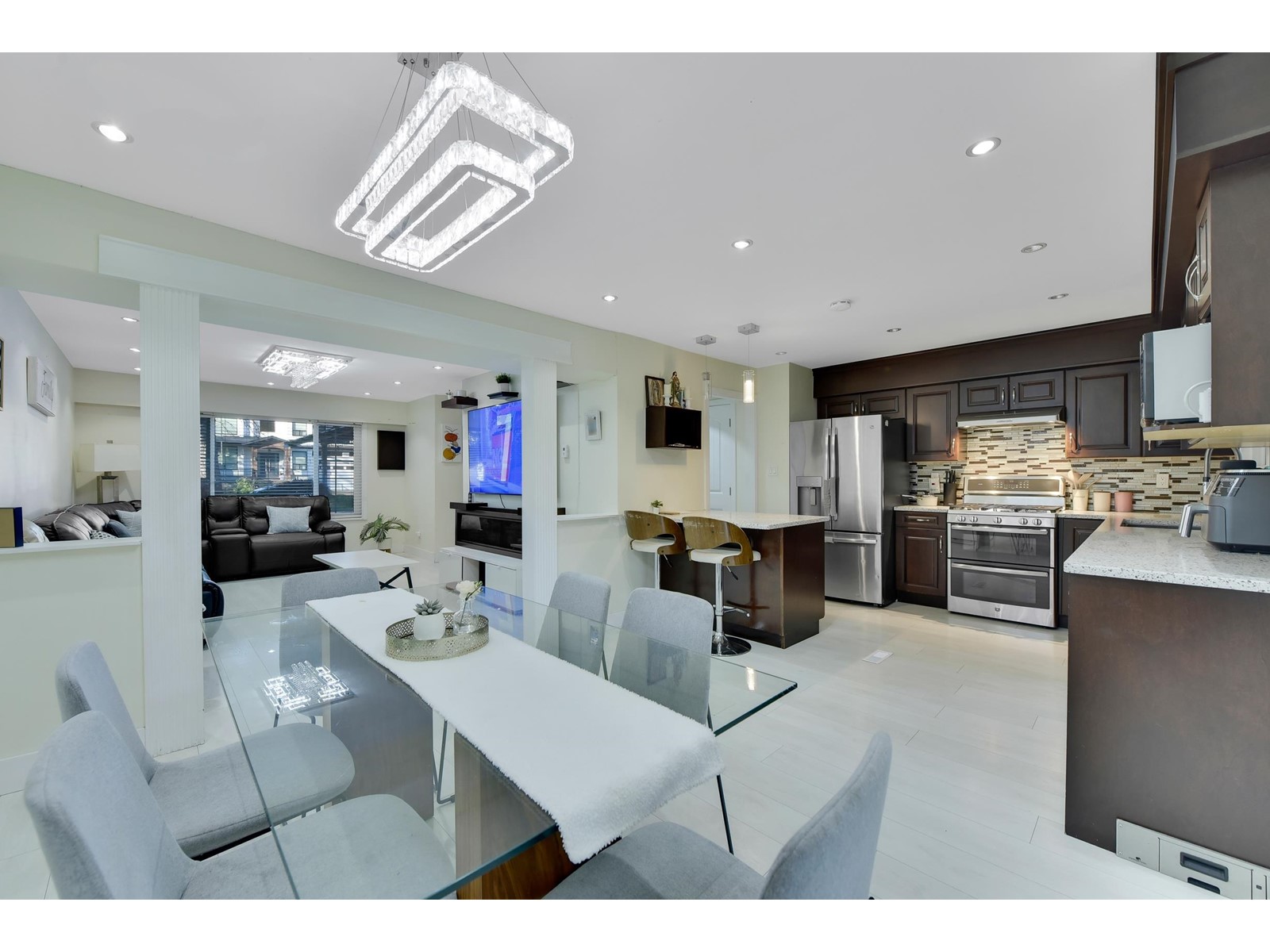Photo 16 of 9068 146 A Street, Surrey BC