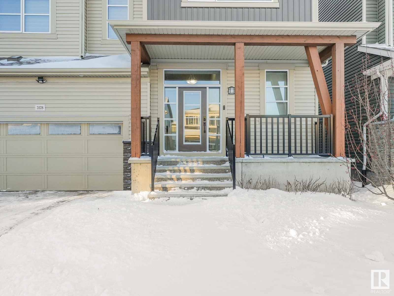2028 207 ST NW, Edmonton
