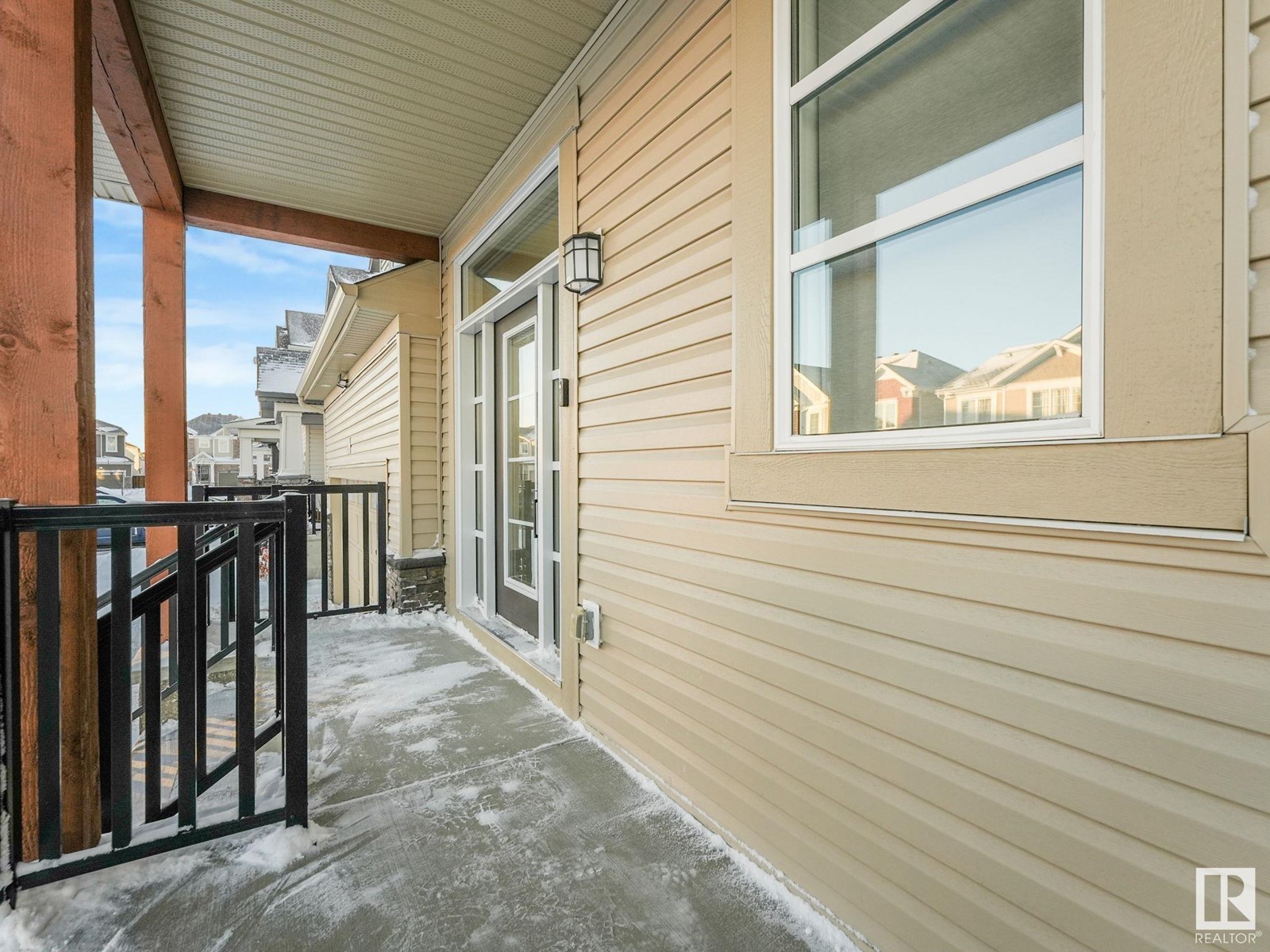 2028 207 ST NW, Edmonton