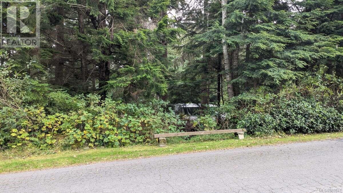 Photo 1 of 542 E Larch St, Alert Bay BC