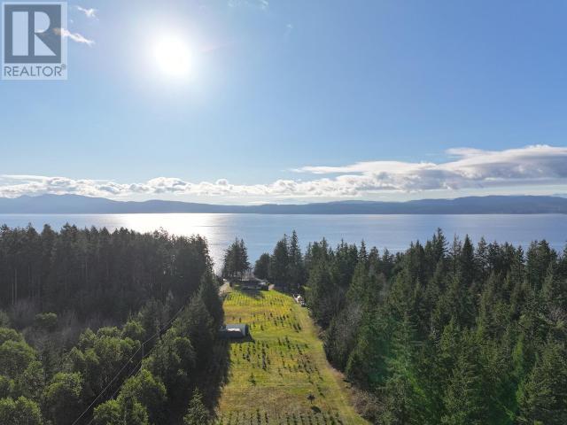 7251 THUNDER BAY STREET, Powell River