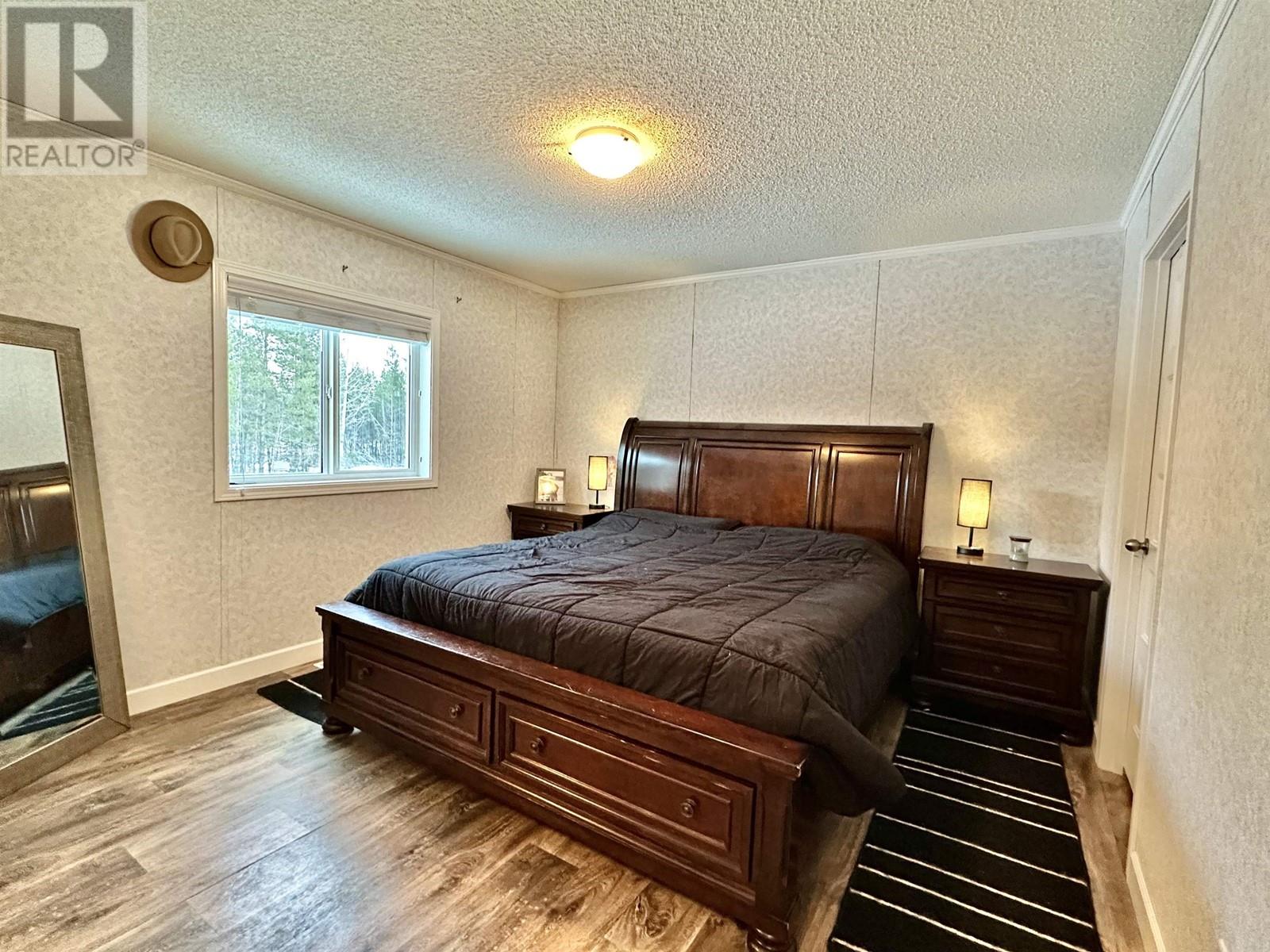 4995 PITNEY ROAD, Valemount