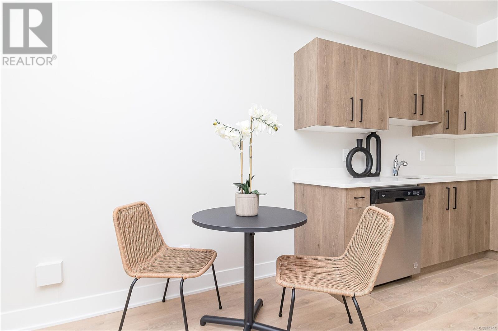 2621 Mica Pl, Langford real estate listing 985256
