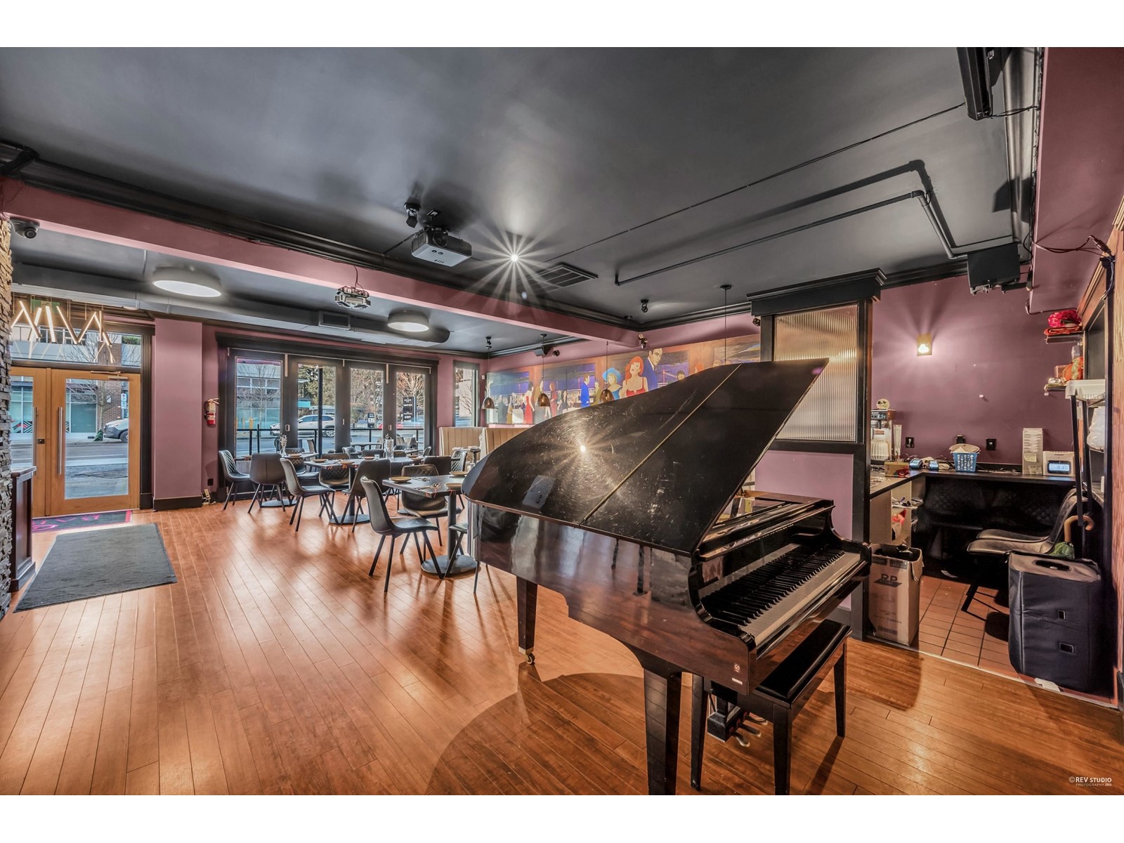 1436 1440 JOHNSTON ROAD, White Rock