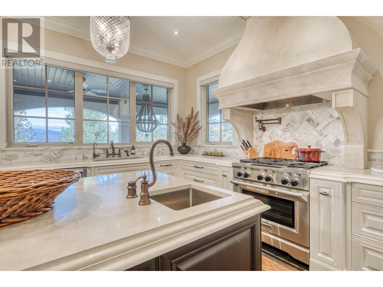130 Slate Place, Naramata