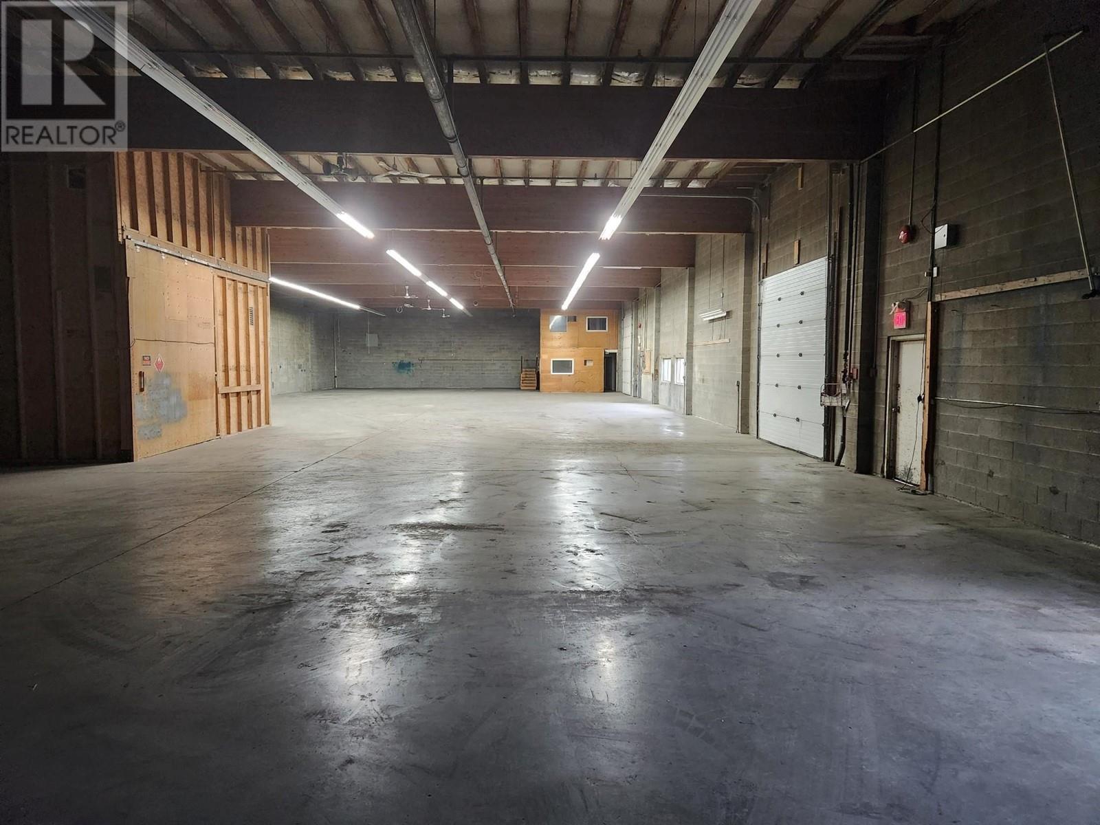 8 920 Leathead Road, Kelowna