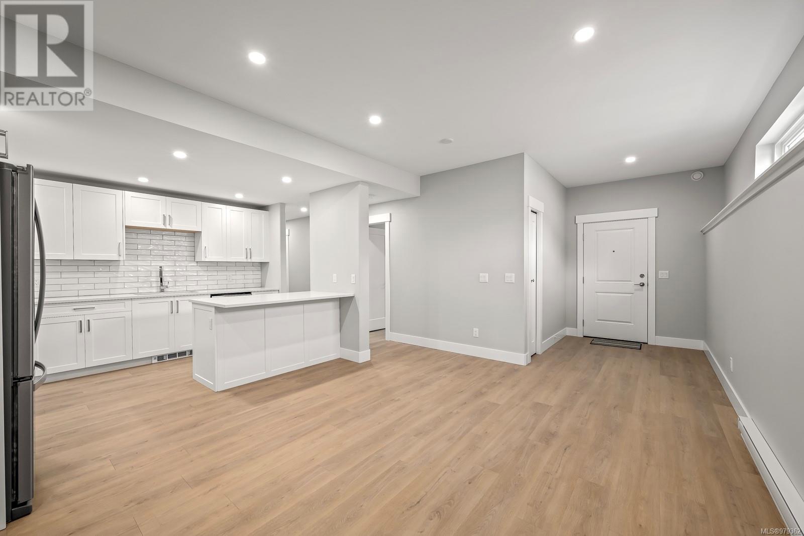 3240 Klanawa Cres, Courtenay real estate listing 979362
