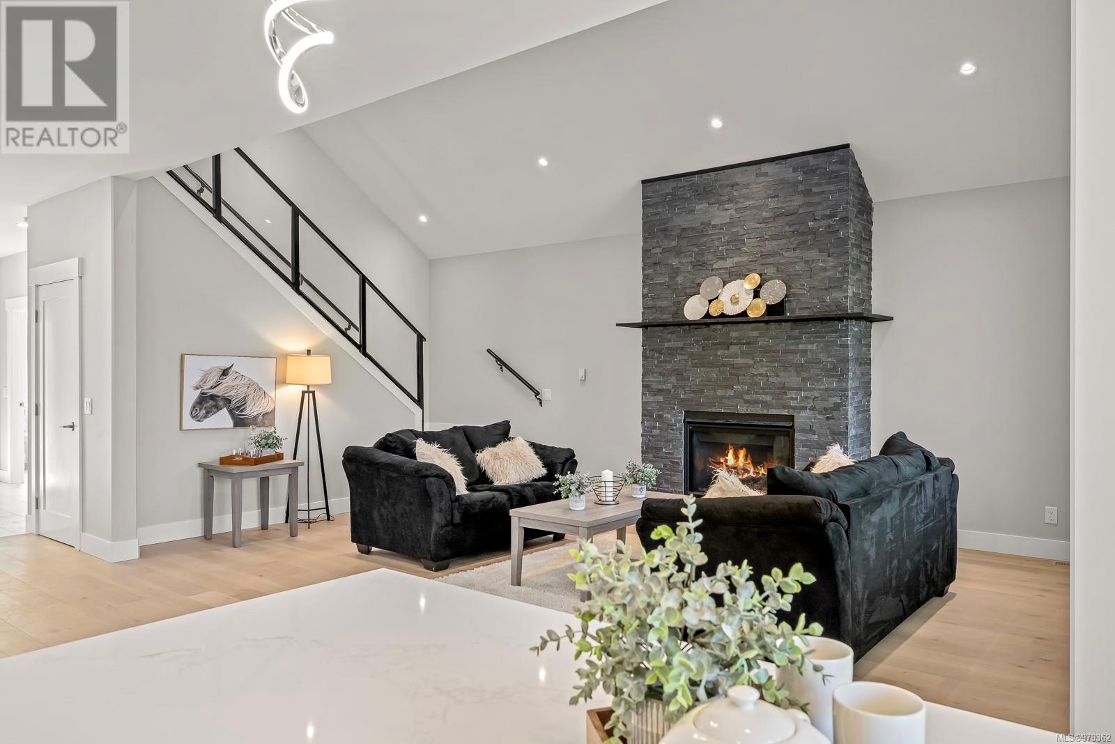 3240 Klanawa Cres, Courtenay real estate listing 979362