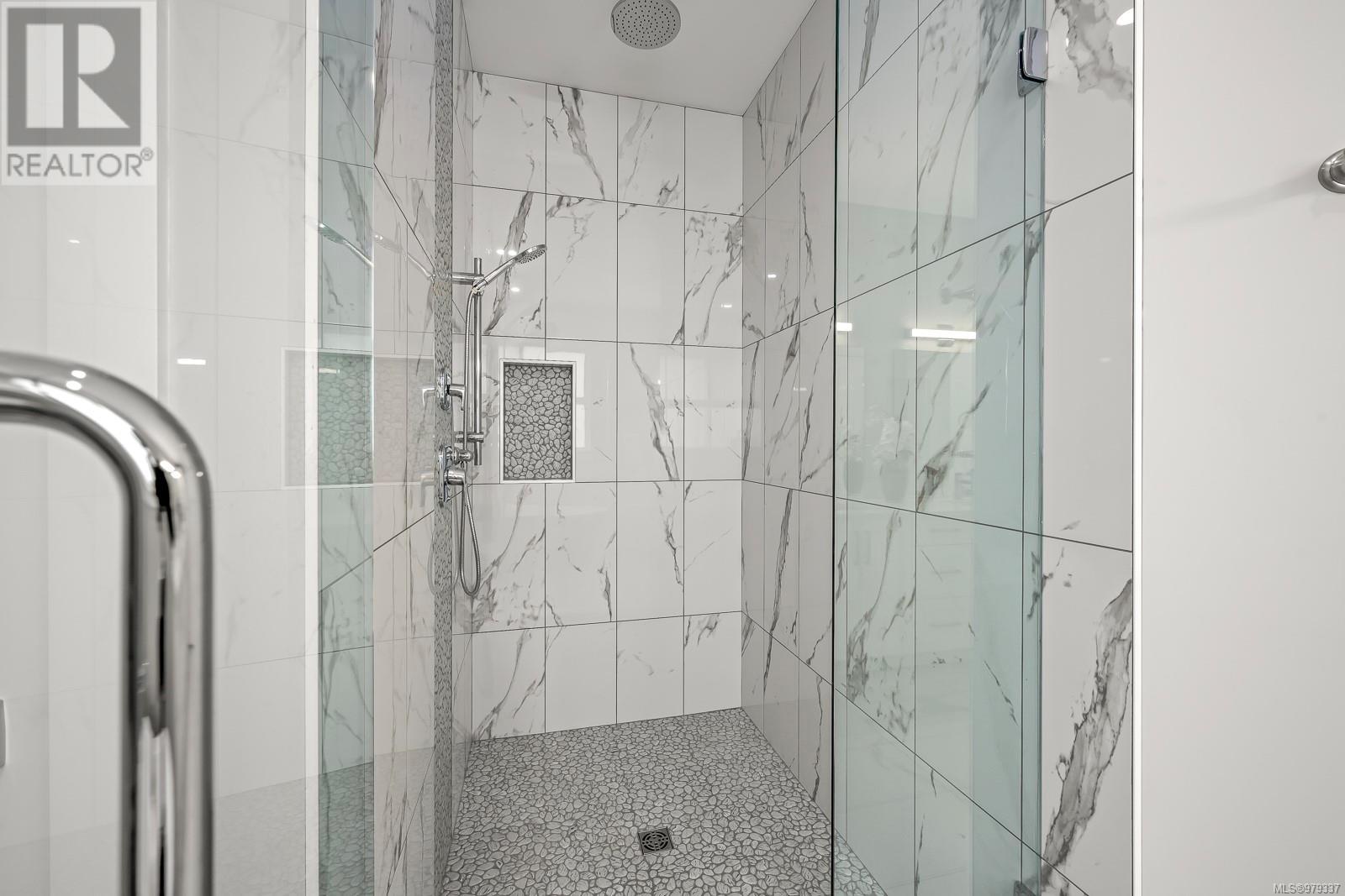 3236 Klanawa Cres, Courtenay real estate listing 979337