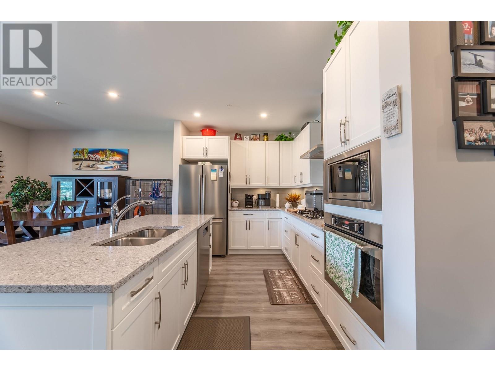 800 VISTA Park Unit# 822, Penticton