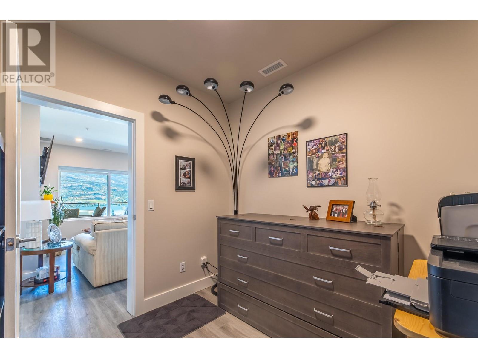 800 VISTA Park Unit# 822, Penticton