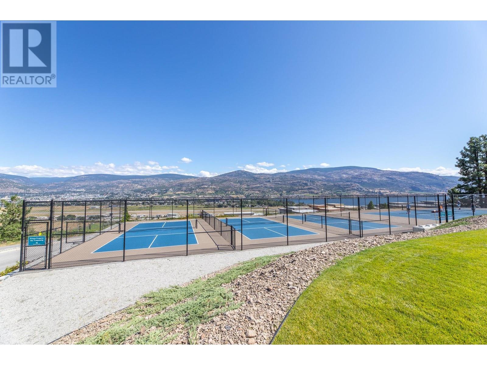 800 VISTA Park Unit# 822, Penticton