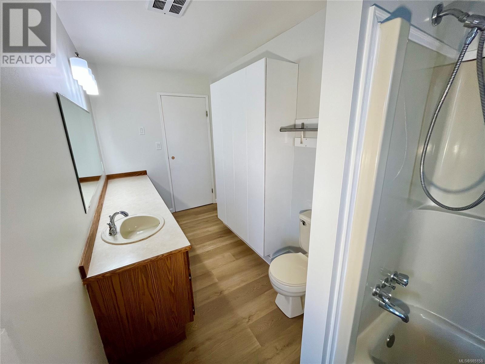 1735 Urquhart Ave, Courtenay