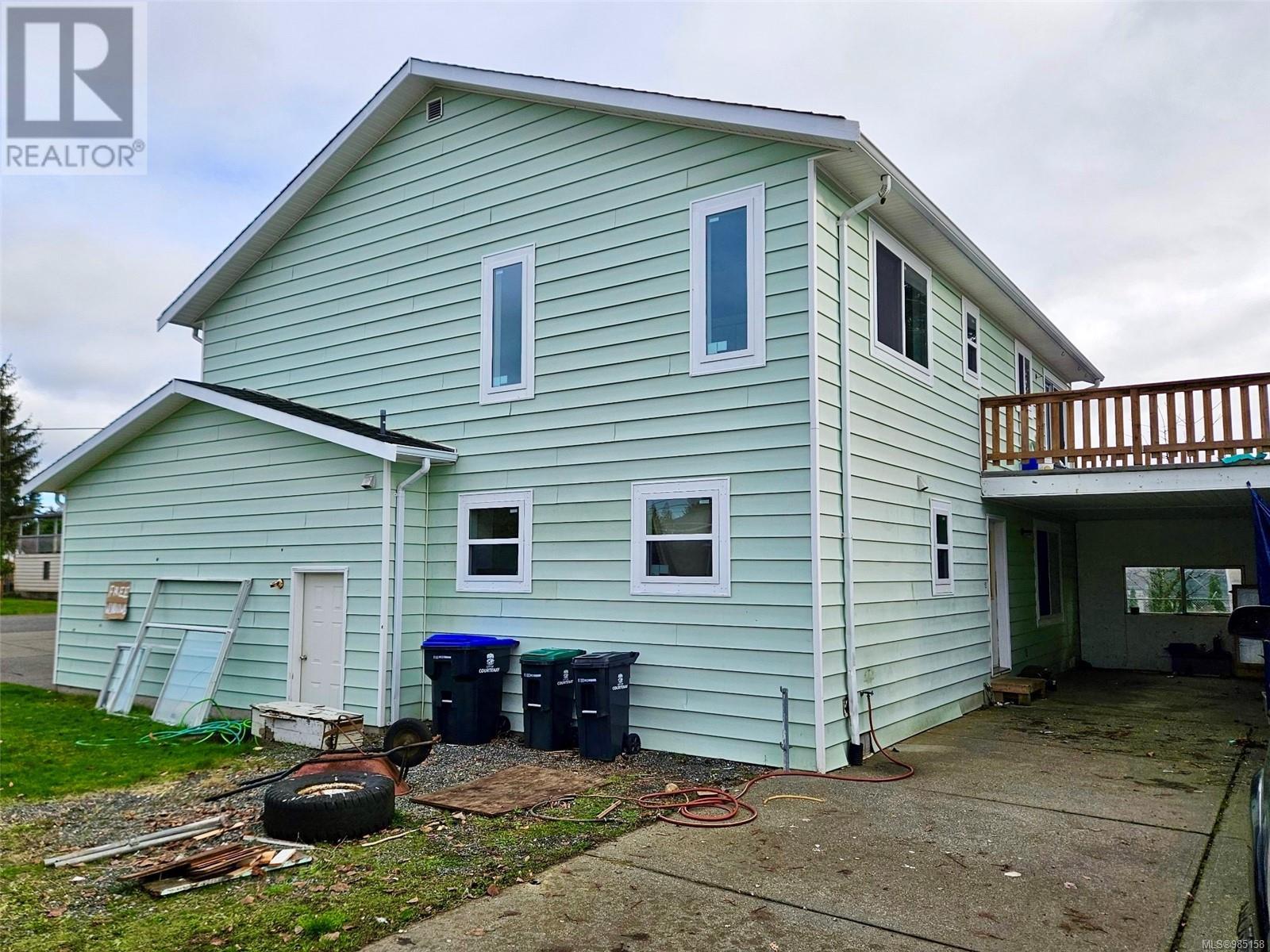 1735 Urquhart Ave, Courtenay