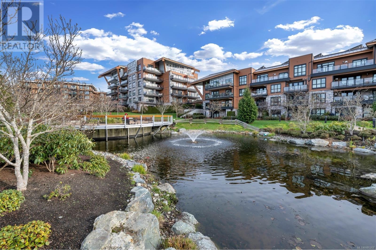 Single Family House for Sale in   Travino Lane Travino Saanich 