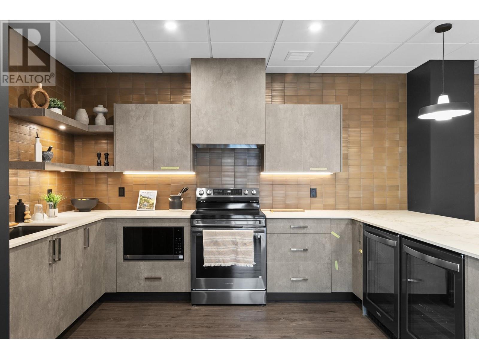 342 1274 Devonshire Avenue, Kelowna