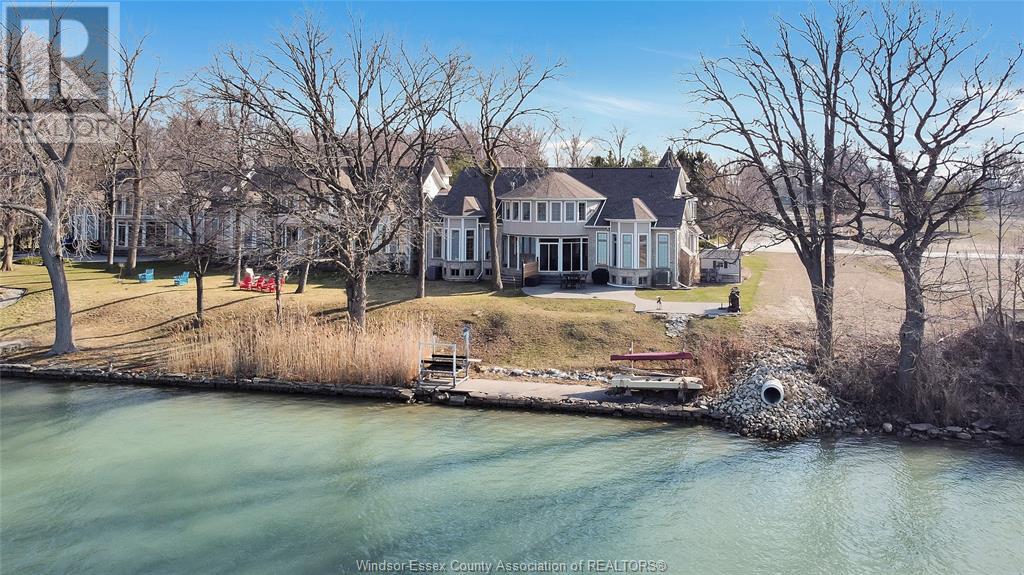 Photo 28 of 206 Crystal Bay Drive, Amherstburg ON