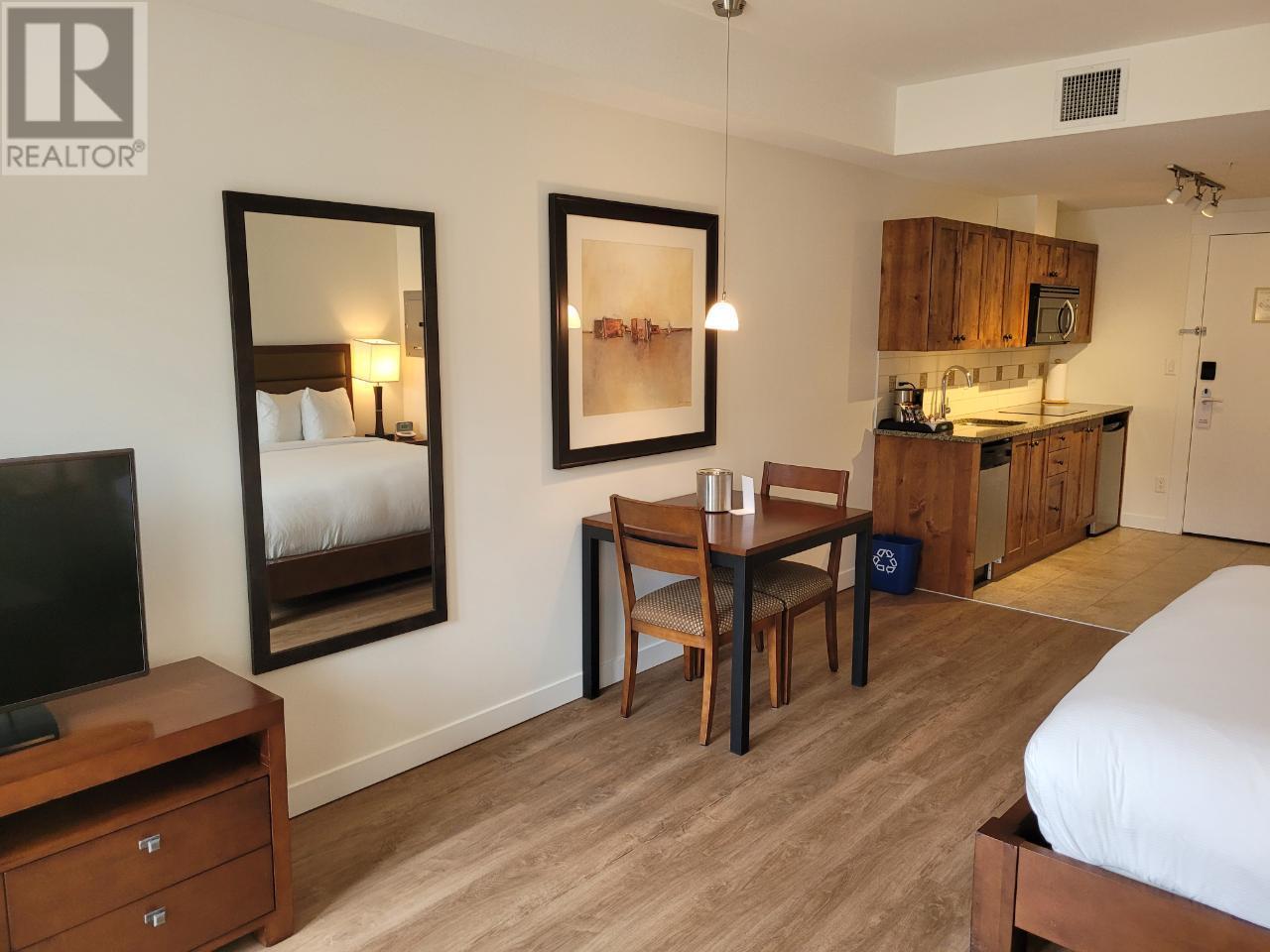 132 4200 LAKESHORE Drive, Osoyoos