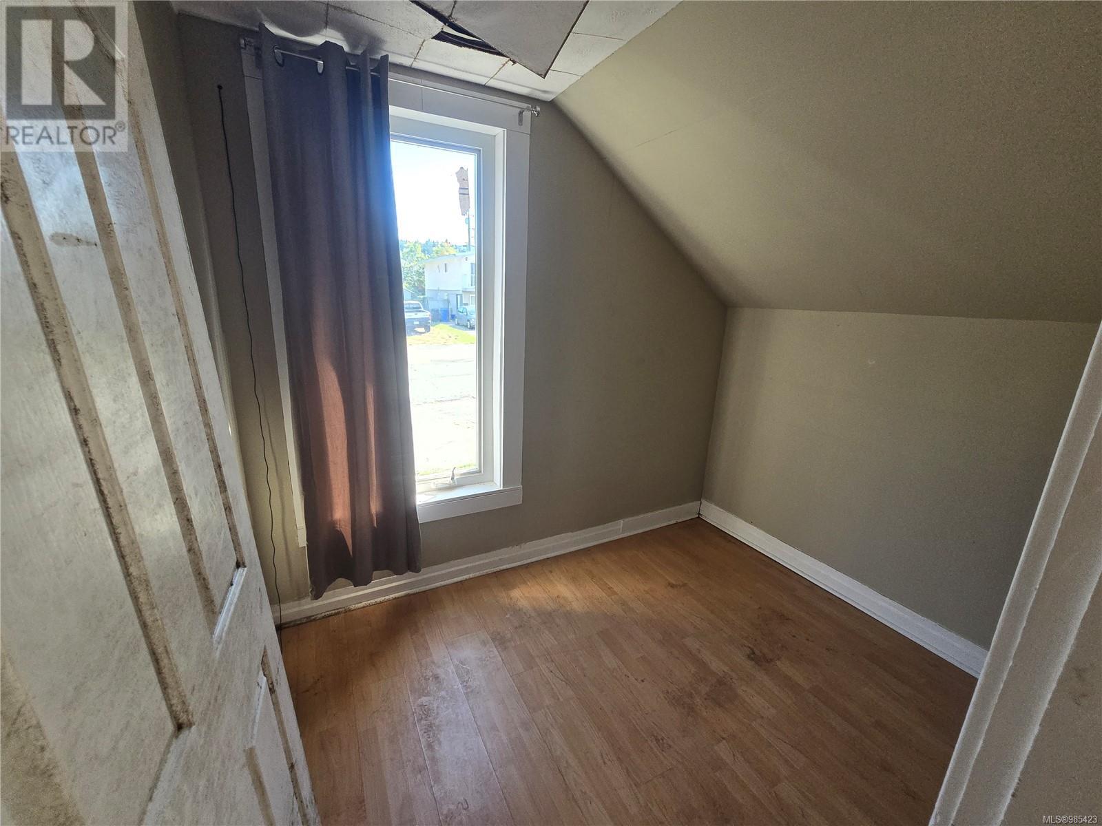 3358 6th Ave, Port Alberni real estate listing 985423