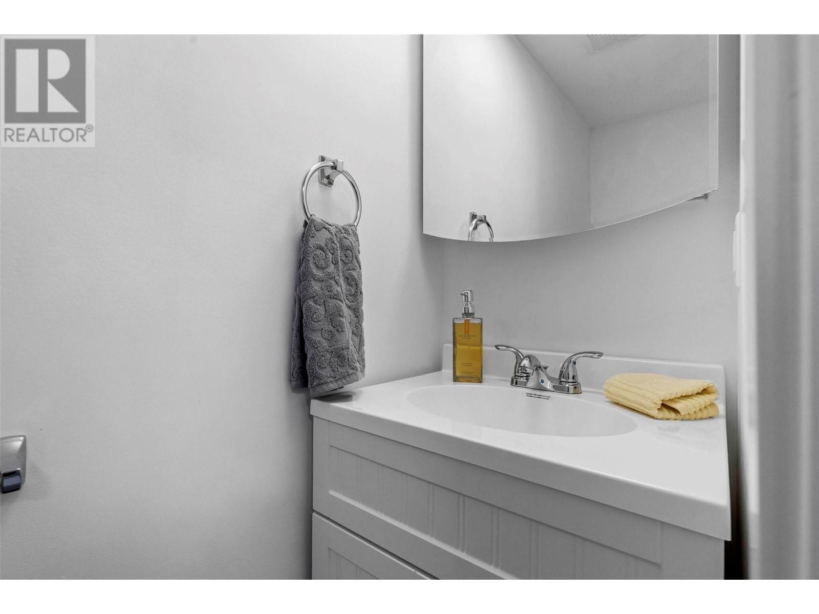 37 3535 McCulloch Road, Kelowna