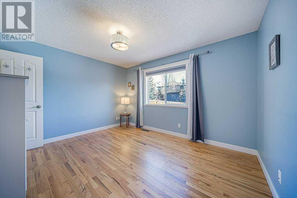 Single Family House Bungalow for Sale in  Spring Crescent SW Springbank Hill Calgary 