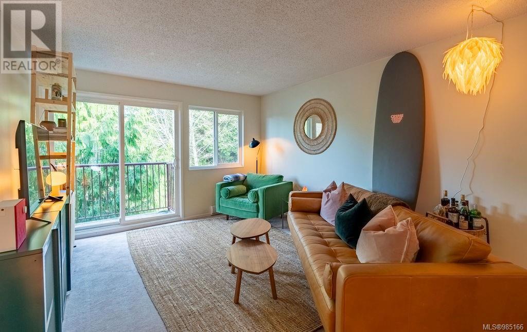 402 250 Hemlock St, Ucluelet