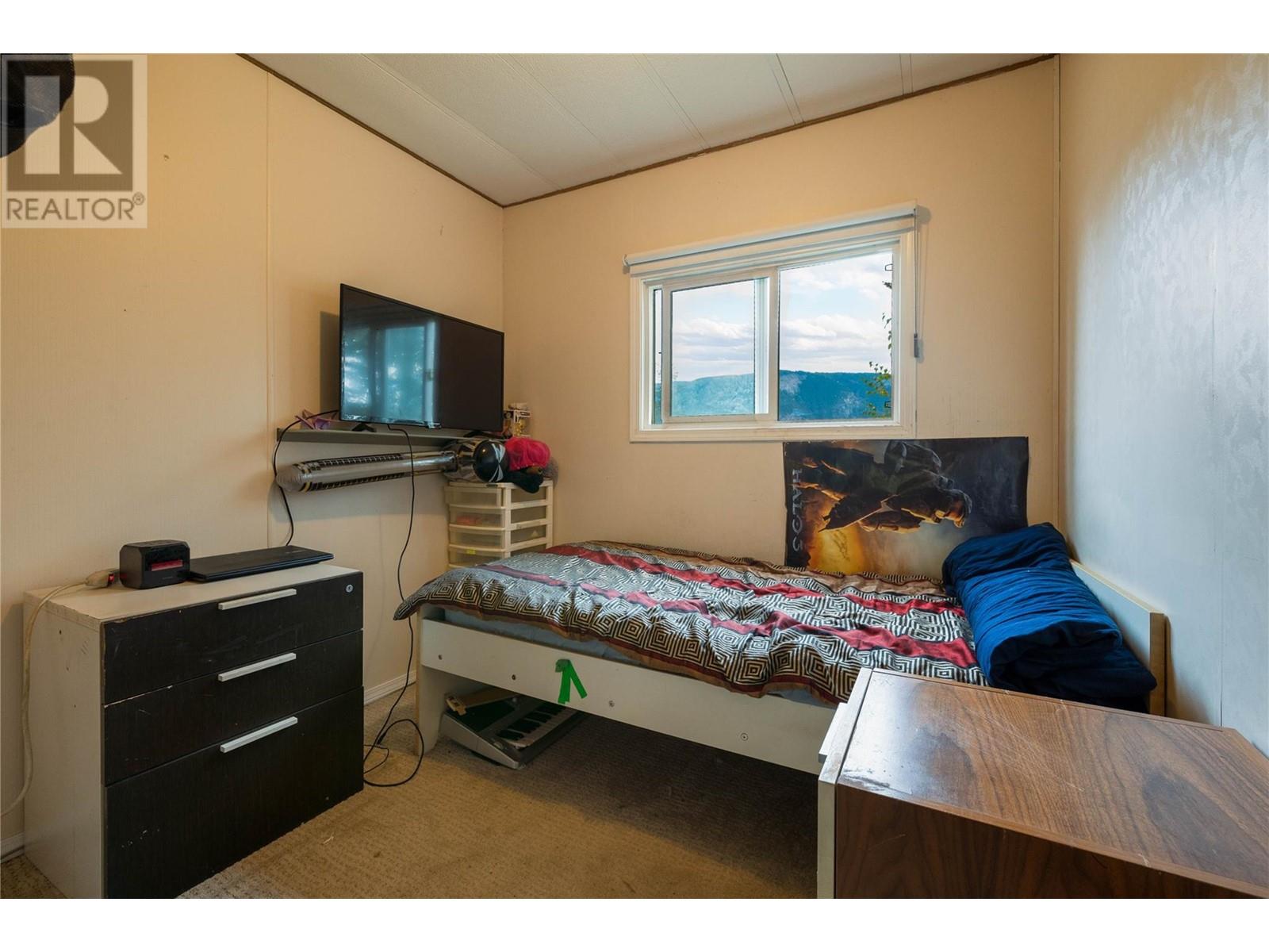 1,2,3 649 Lee Road, Tappen