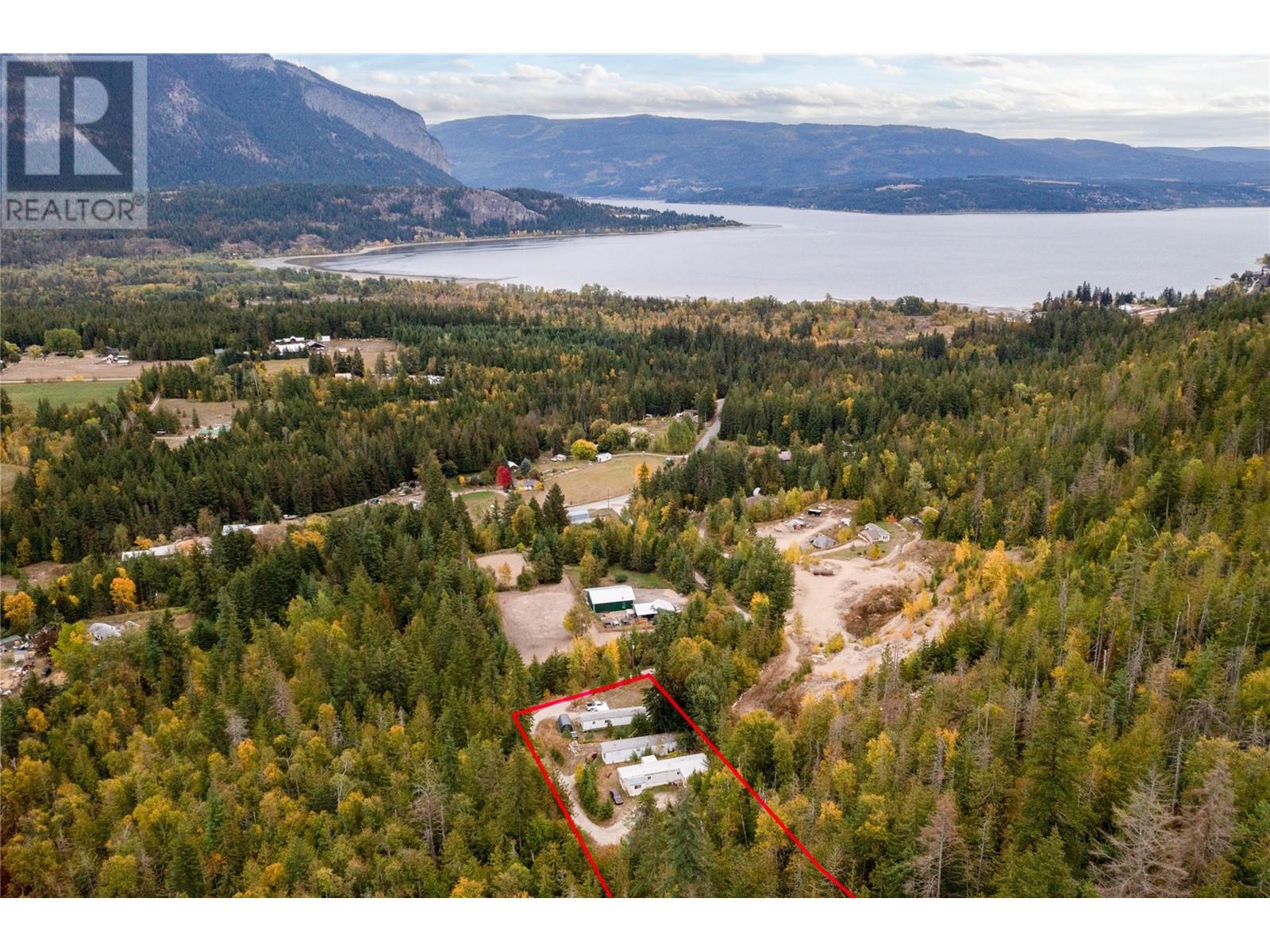 1,2,3 649 Lee Road, Tappen