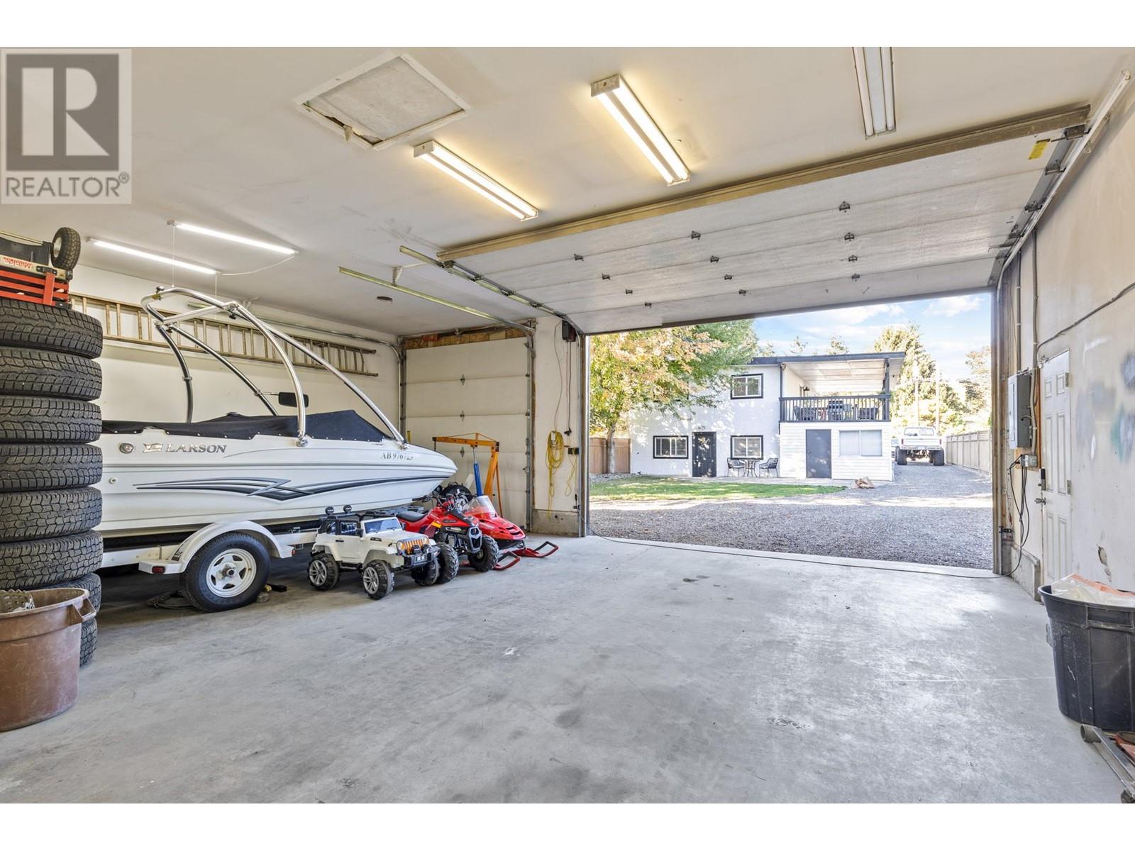  525 Killarney Road, Kelowna