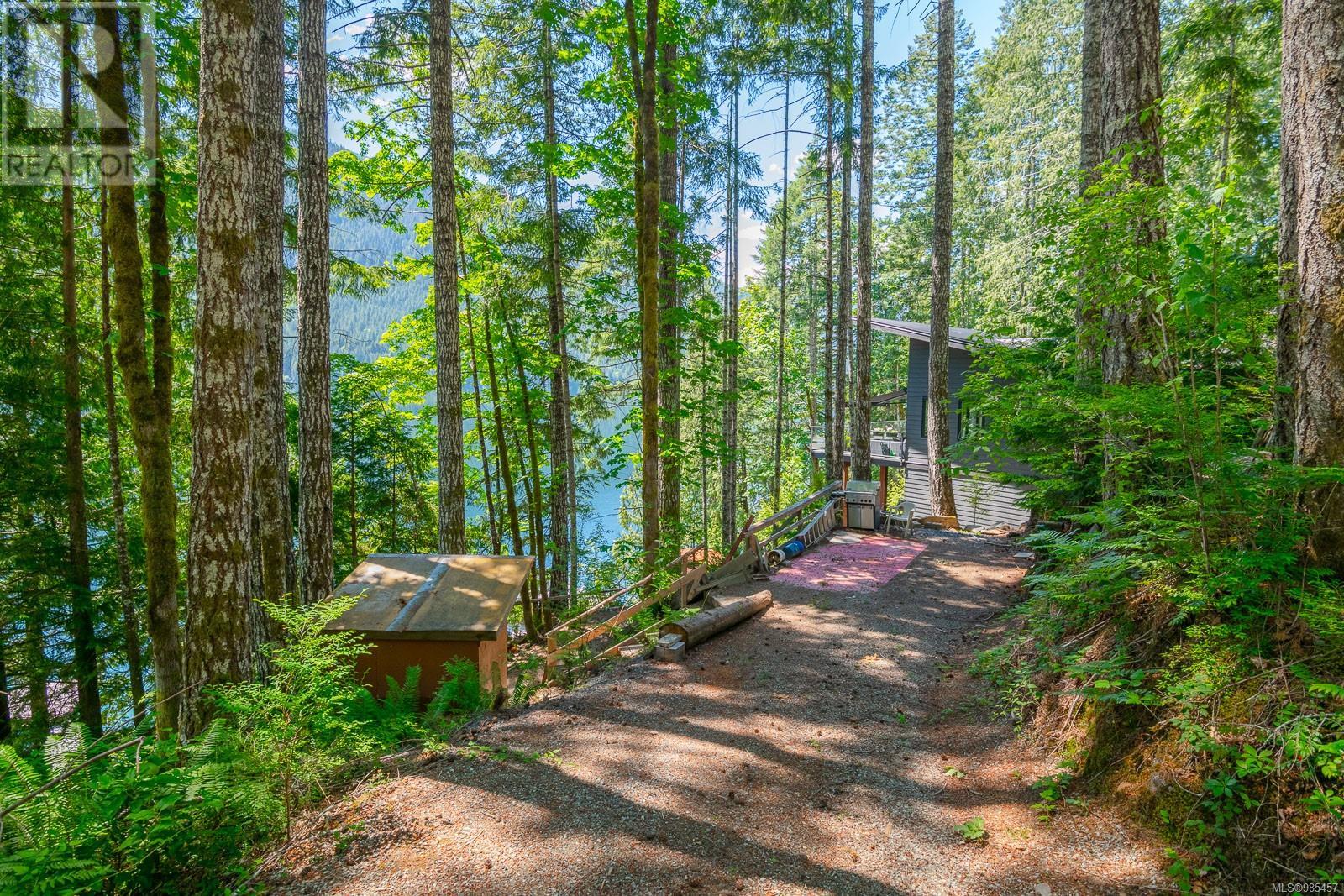 18660 Pacific Rim Hwy, Port Alberni real estate listing 985457