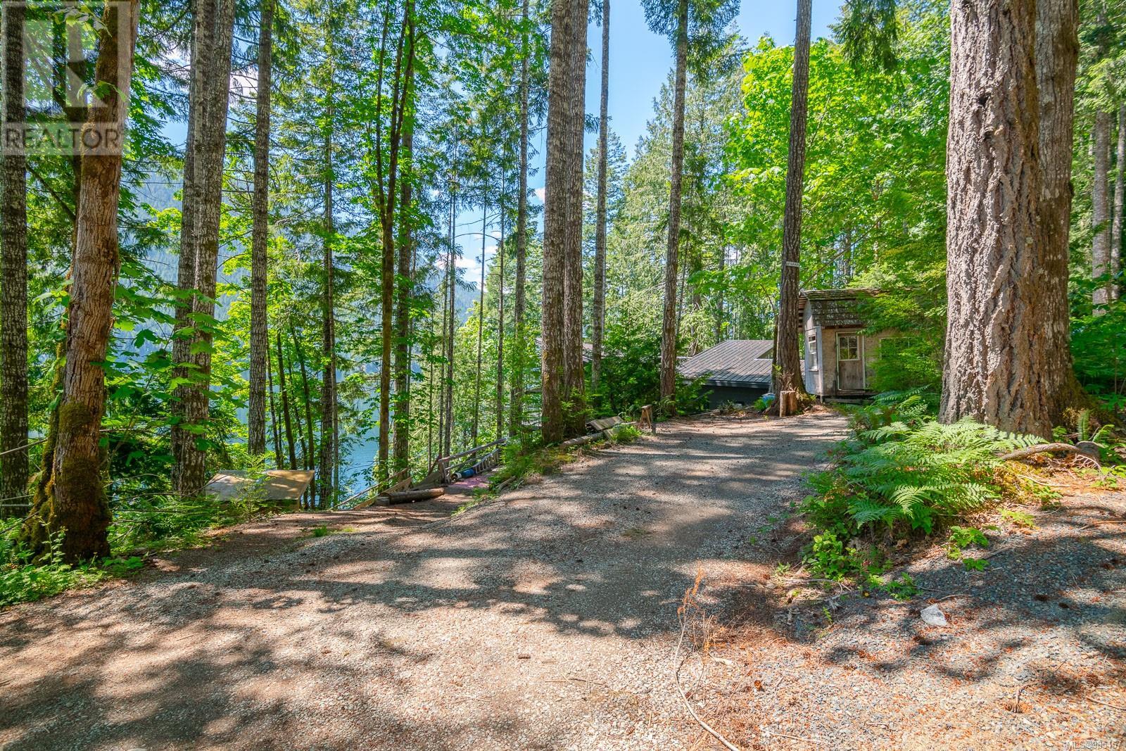 18660 Pacific Rim Hwy, Port Alberni real estate listing 985457